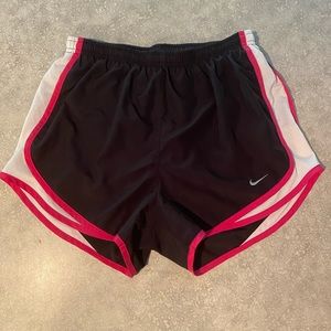 Nike running short
